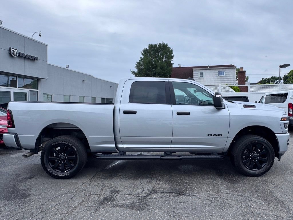 Used 2026 RAM 2500 Big Horn AWD/4WD image 9
