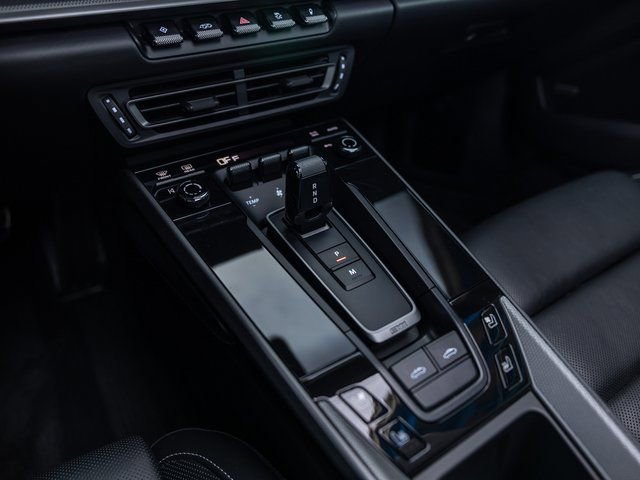 Certified 2022 Porsche 911 Targa 4S w/ Premium Package image 33