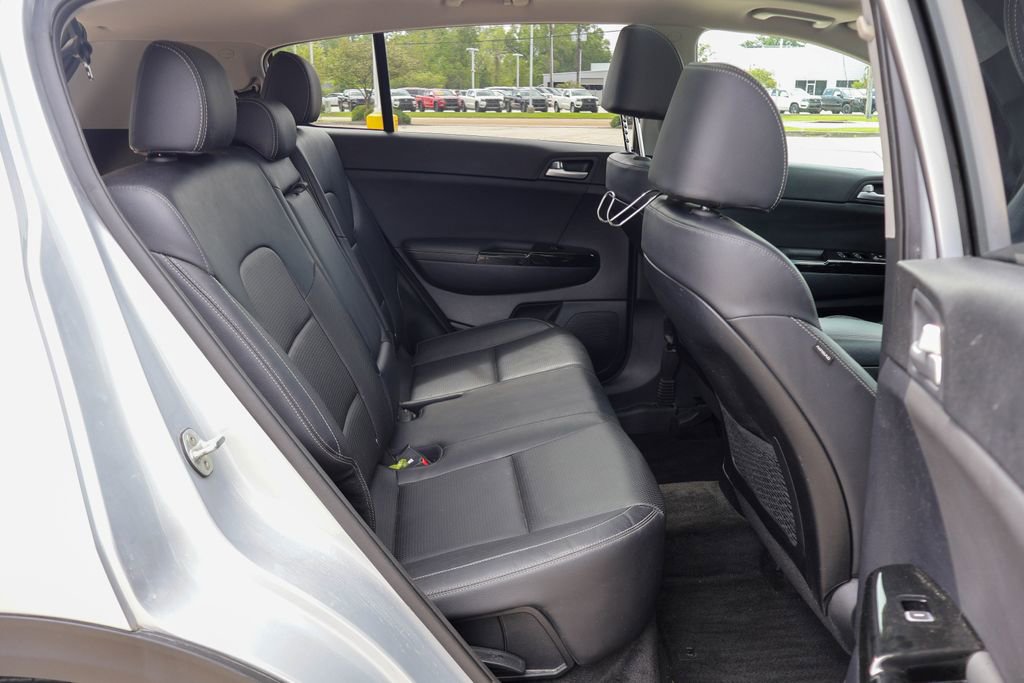 Used 2021 Kia Sportage EX w/ EX Technology Package FWD image 10