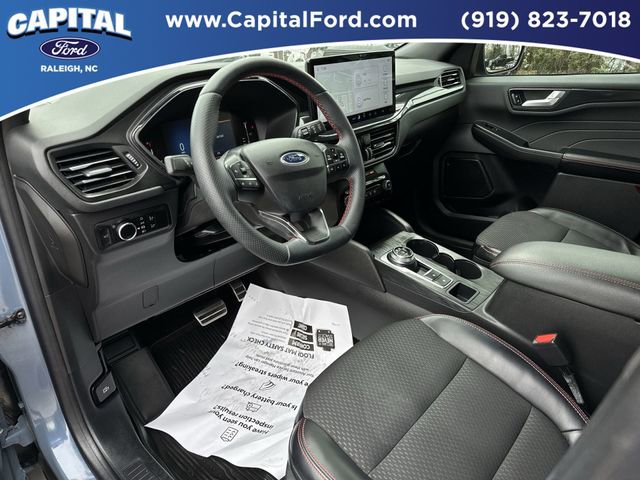 Certified 2024 Ford Escape ST-Line w/ Tech Pack #1 image 18