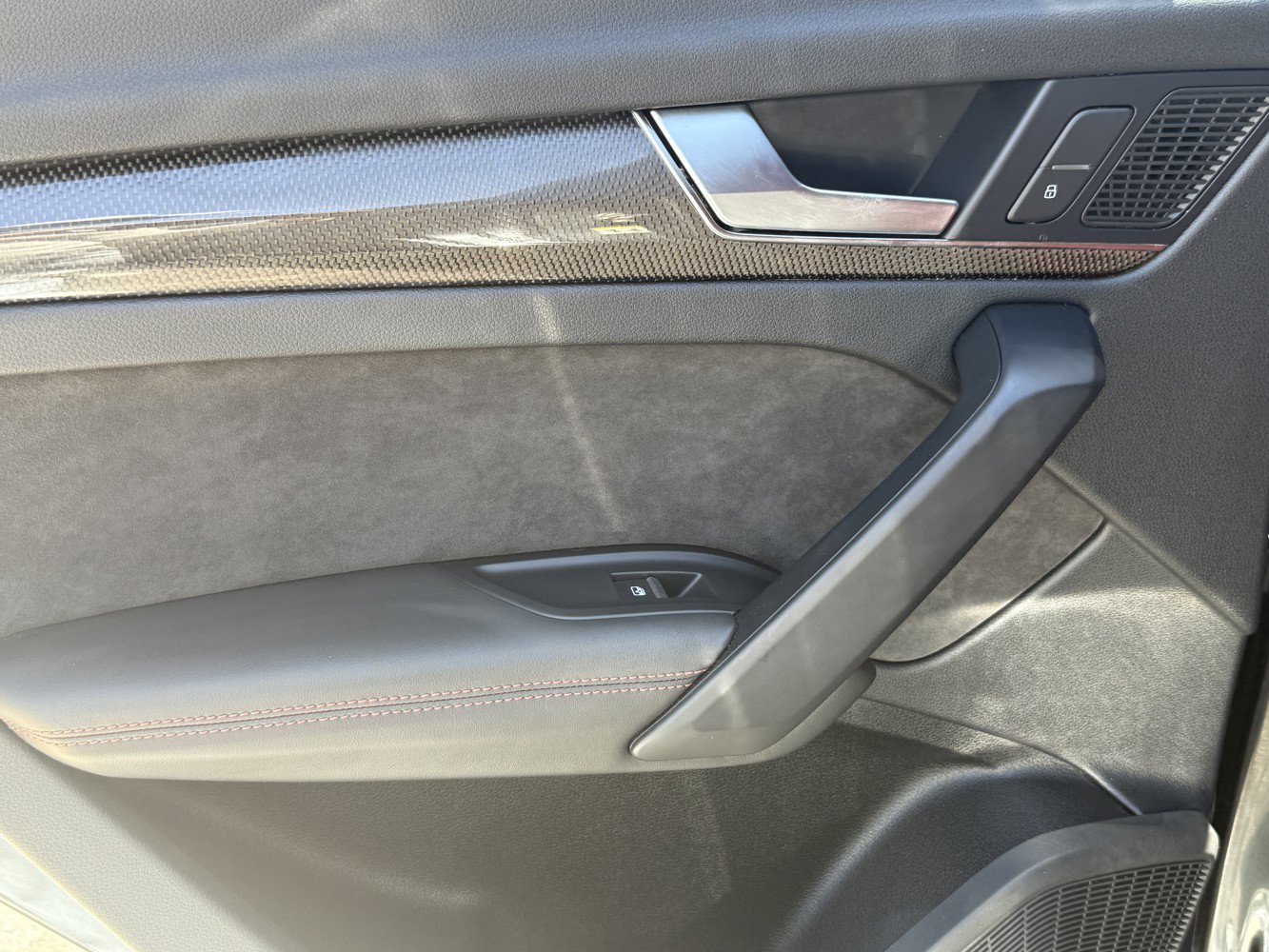 Used 2019 Audi SQ5 Prestige w/ Prestige Package AWD/4WD image 26
