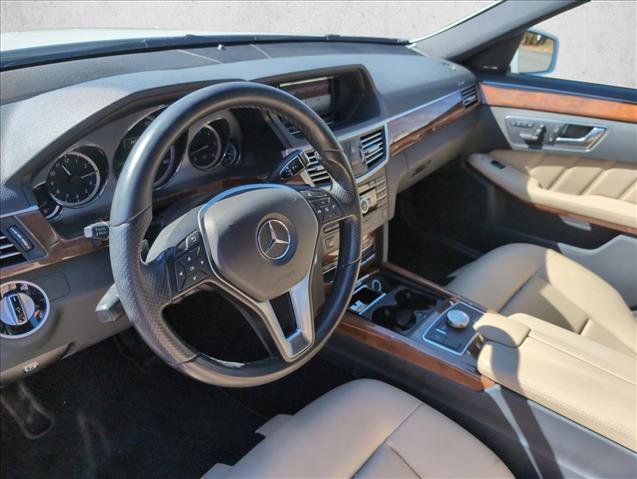 Used 2013 Mercedes-Benz E 350 BlueTEC Sedan image 8