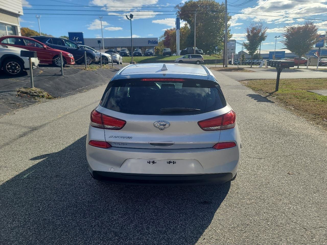 Used 2018 Hyundai Elantra GT w/ Style Package 02 FWD image 6