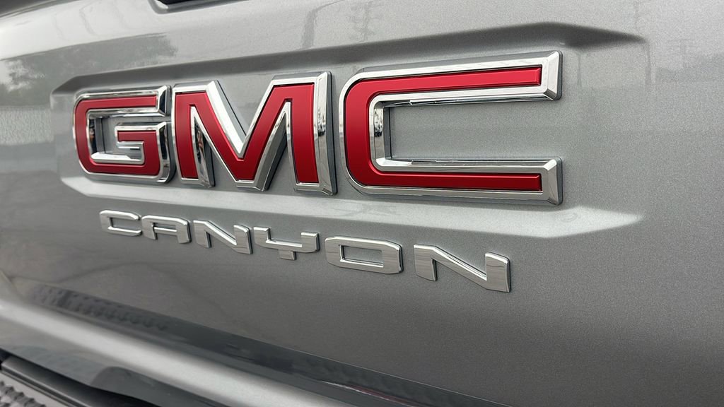 New 2025 GMC Canyon Elevation w/ Convenience Package image 26