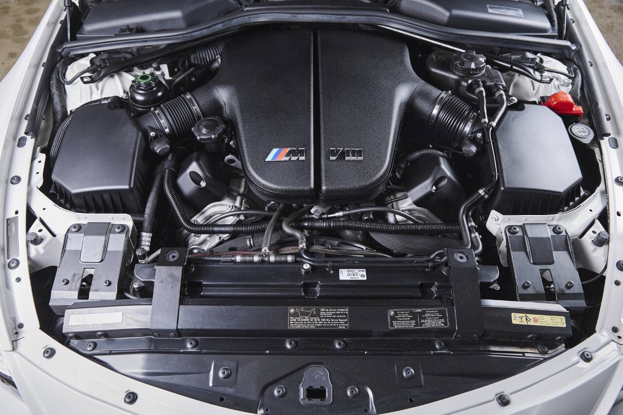 Used 2009 BMW M6 Coupe image 64