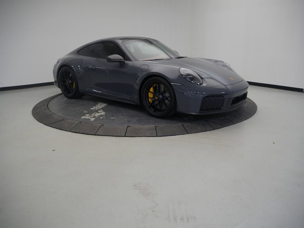 Certified 2025 Porsche 911 Carrera GTS image 9