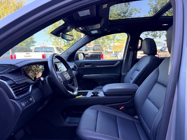 Used 2026 GMC Acadia Elevation w/ Black Edition FWD image 14