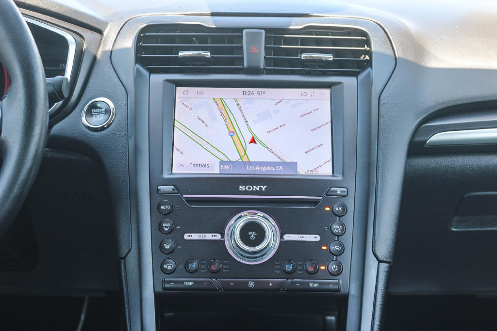 Used 2020 Ford Fusion Titanium FWD image 14