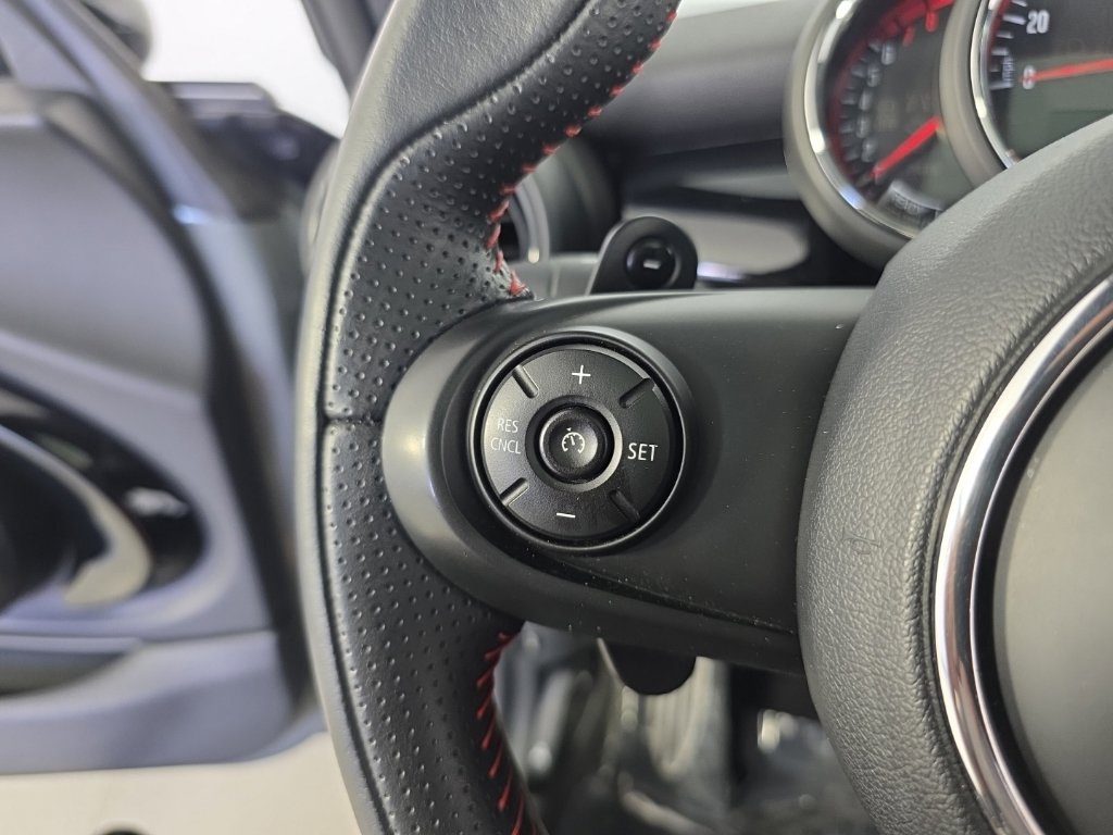 Used 2017 MINI Cooper John Cooper Works FWD image 28