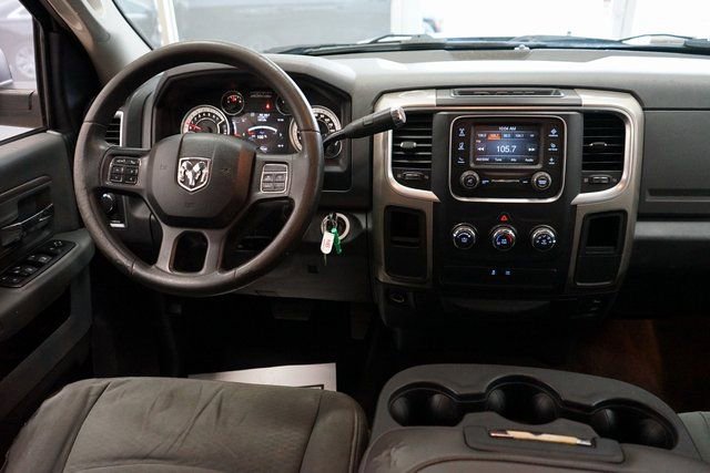 Used 2013 RAM 1500 Classic SLT w/ Premium Display Pkg image 8