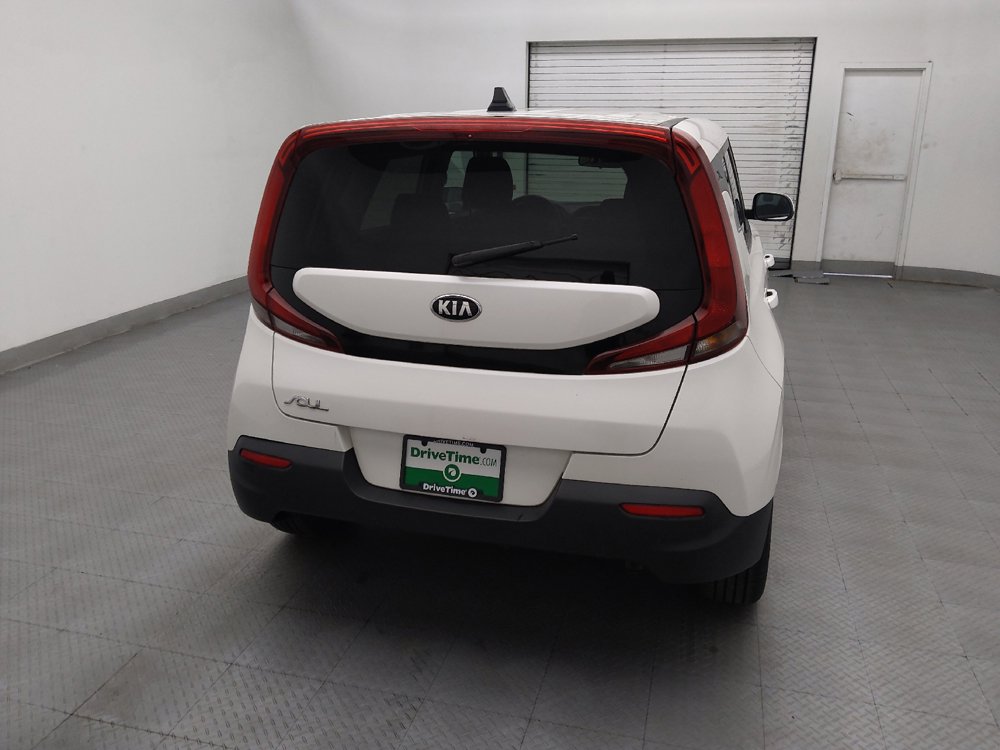 Used 2020 Kia Soul LX FWD image 7