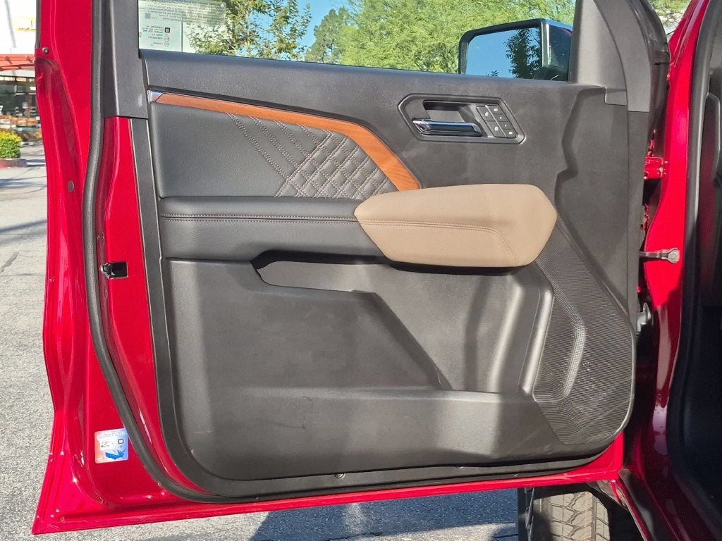 New 2026 GMC Canyon Denali AWD/4WD image 11