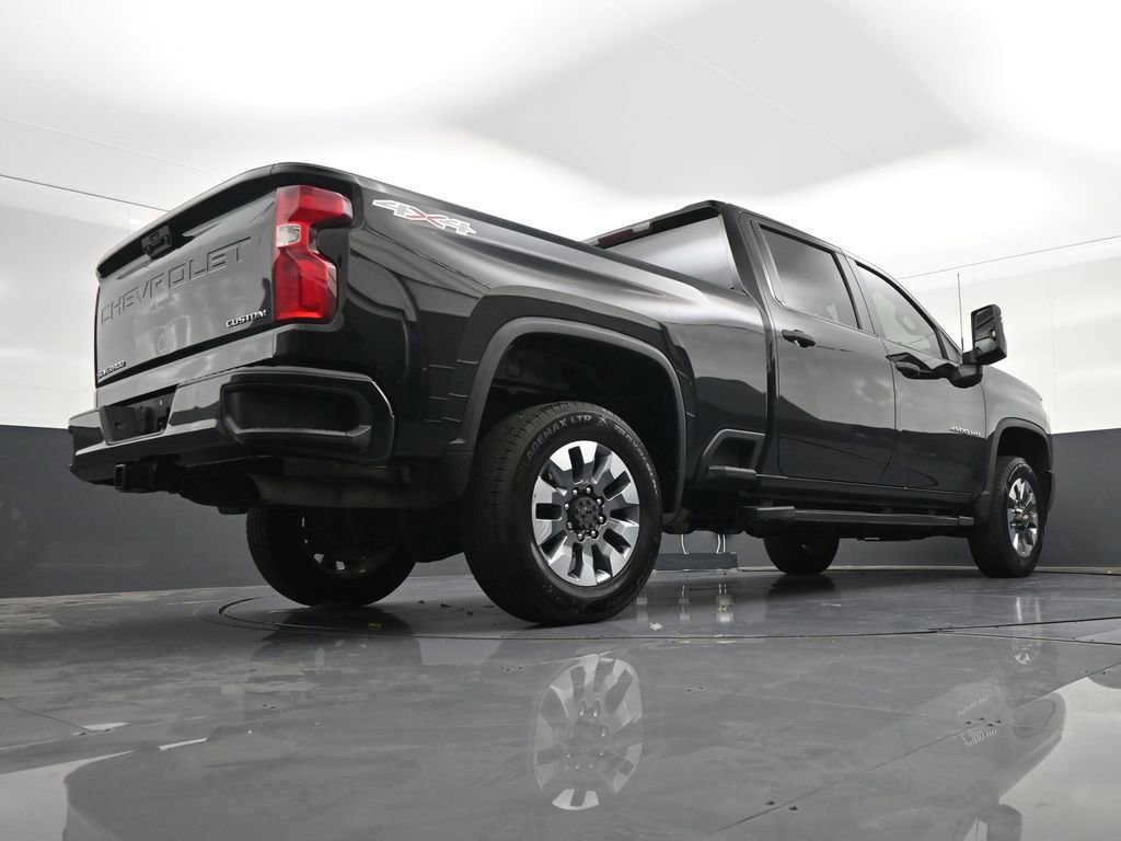Used 2021 Chevrolet Silverado 2500 Custom w/ Custom Value Package AWD/4WD image 27