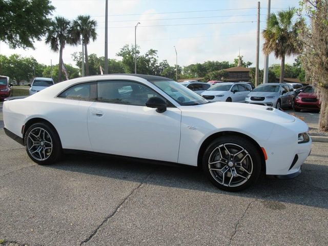 New 2026 Dodge Charger R/T AWD/4WD image 2