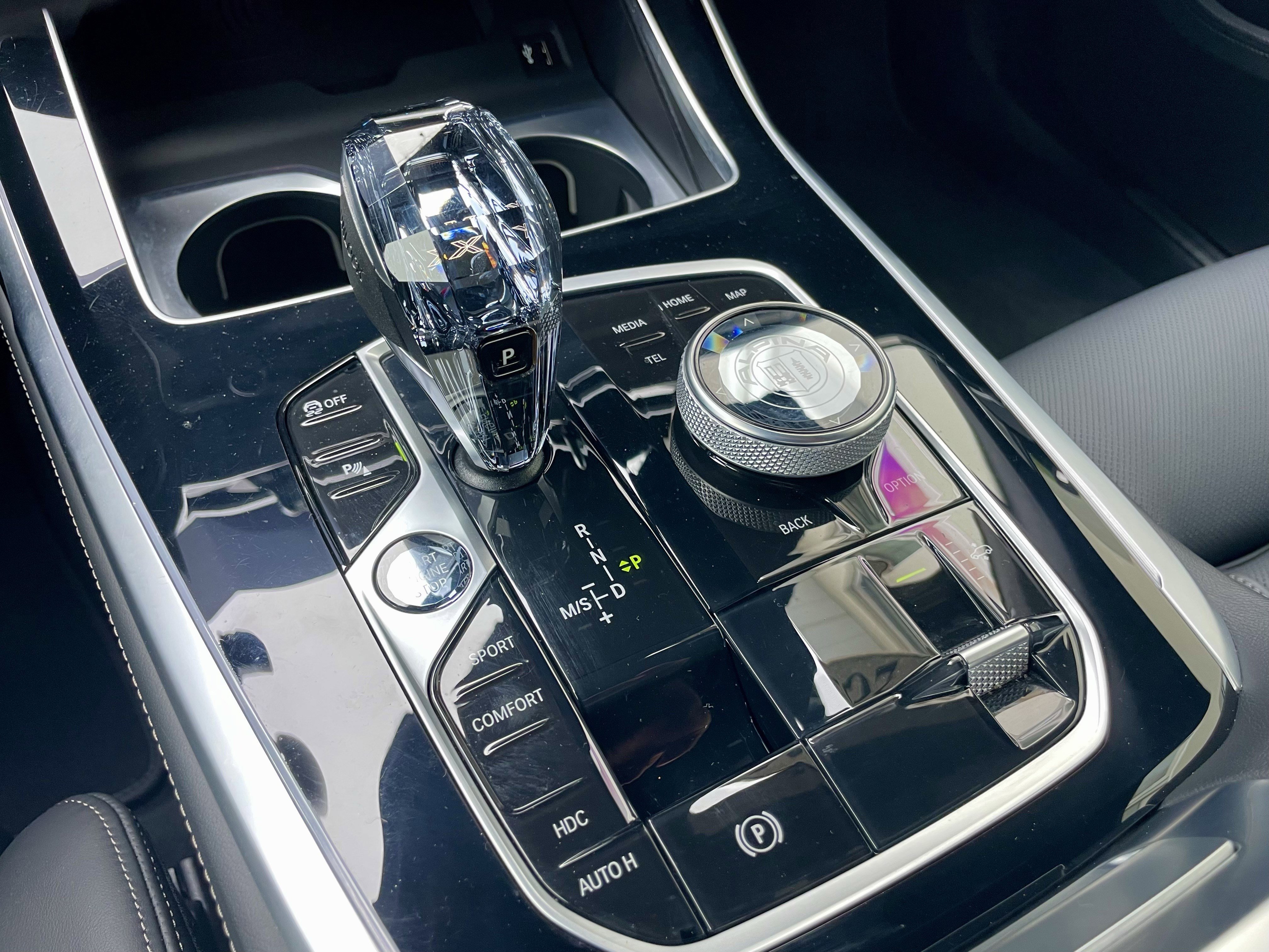 Used 2025 BMW ALPINA XB7 image 20