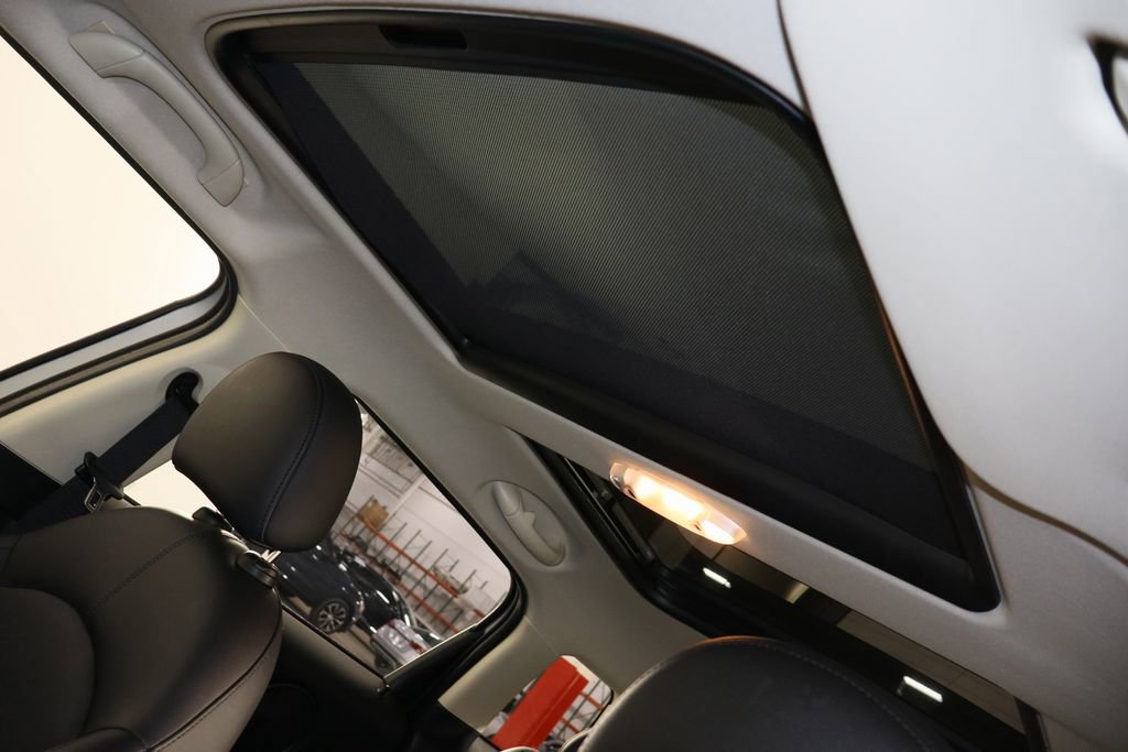 Used 2012 MINI Cooper Countryman S image 22