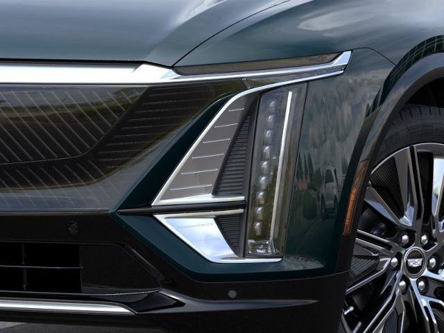 New 2027 Cadillac Lyriq Signature Luxury AWD/4WD image 10