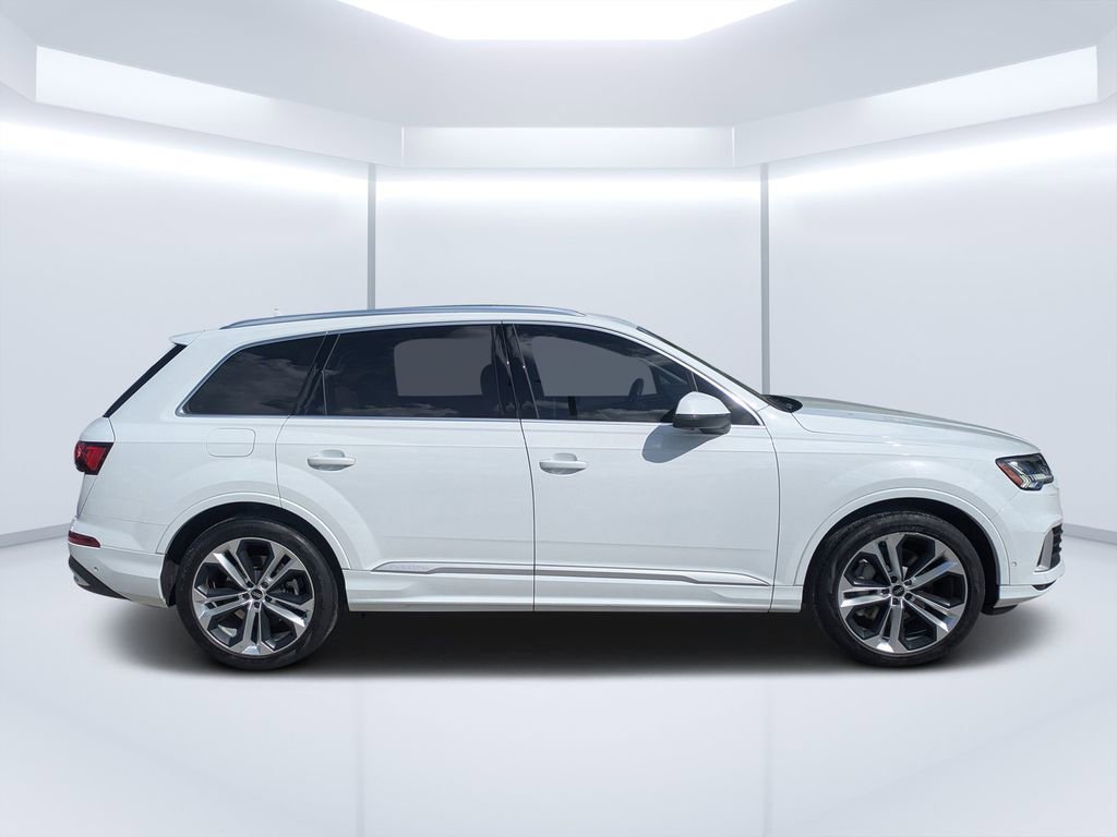 Used 2021 Audi Q7 3.0T Prestige w/ Prestige Package image 2