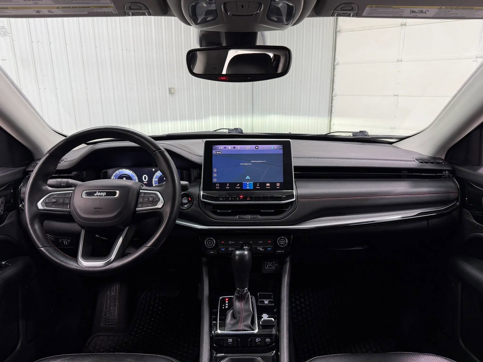 Used 2022 Jeep Compass Trailhawk w/ Trailhawk Elite Group AWD/4WD image 13