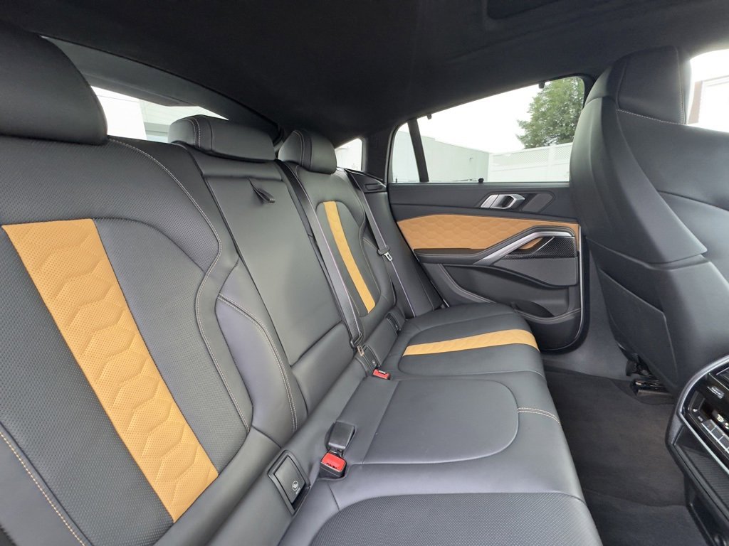 Used 2021 BMW X6 M w/ Competition Package image 22