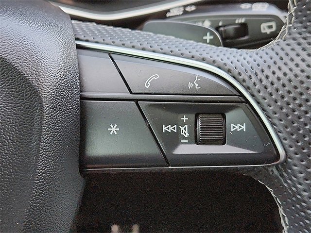 Used 2023 Audi SQ8 Premium Plus w/ Executive Package image 16