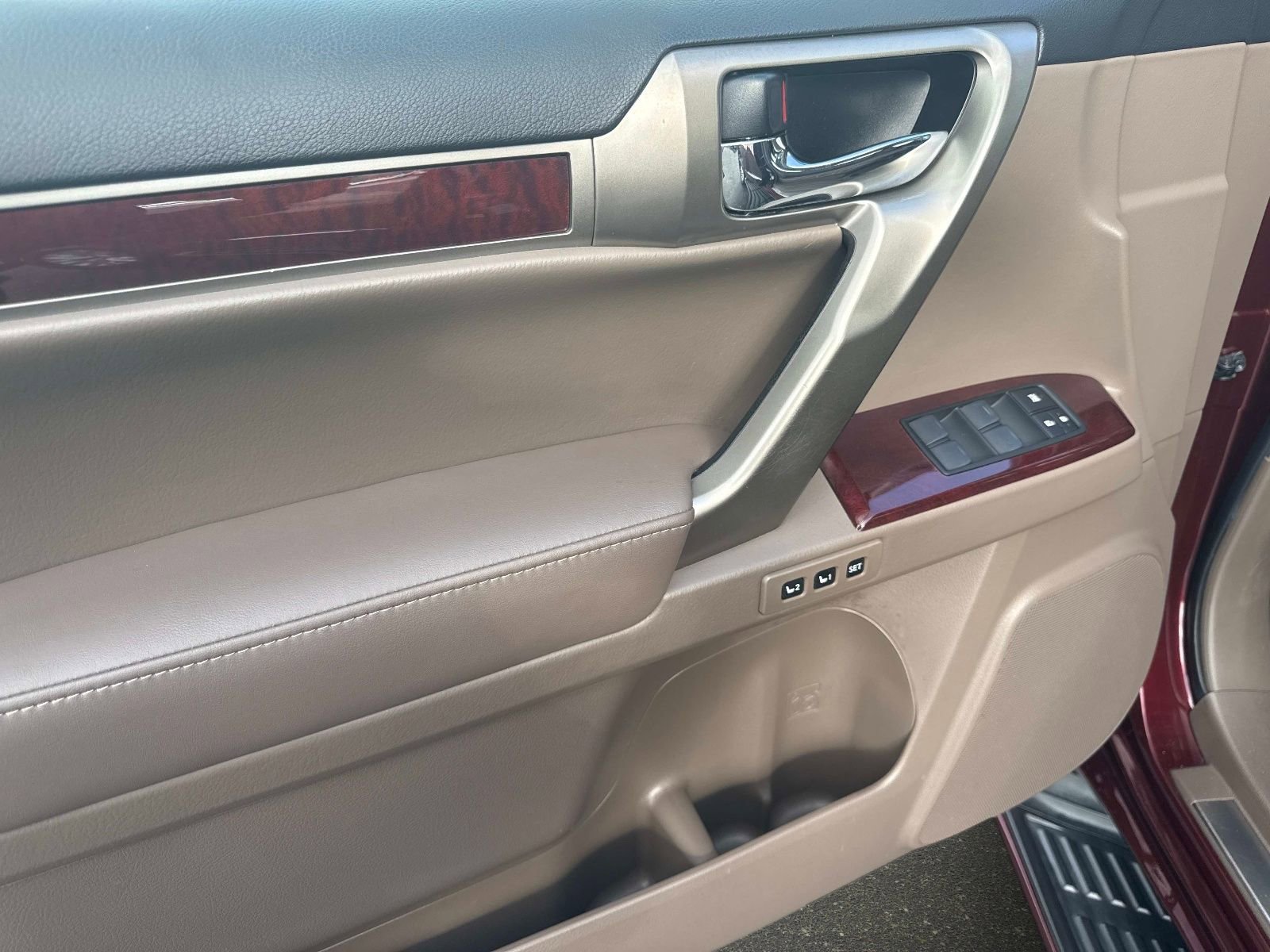 Used 2019 Lexus GX 460 image 19