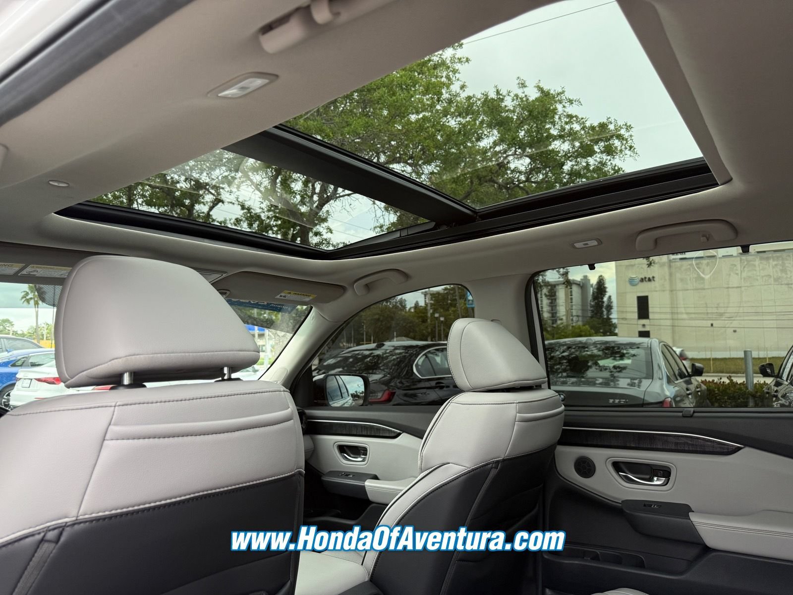 Certified 2025 Honda Pilot Elite image 21