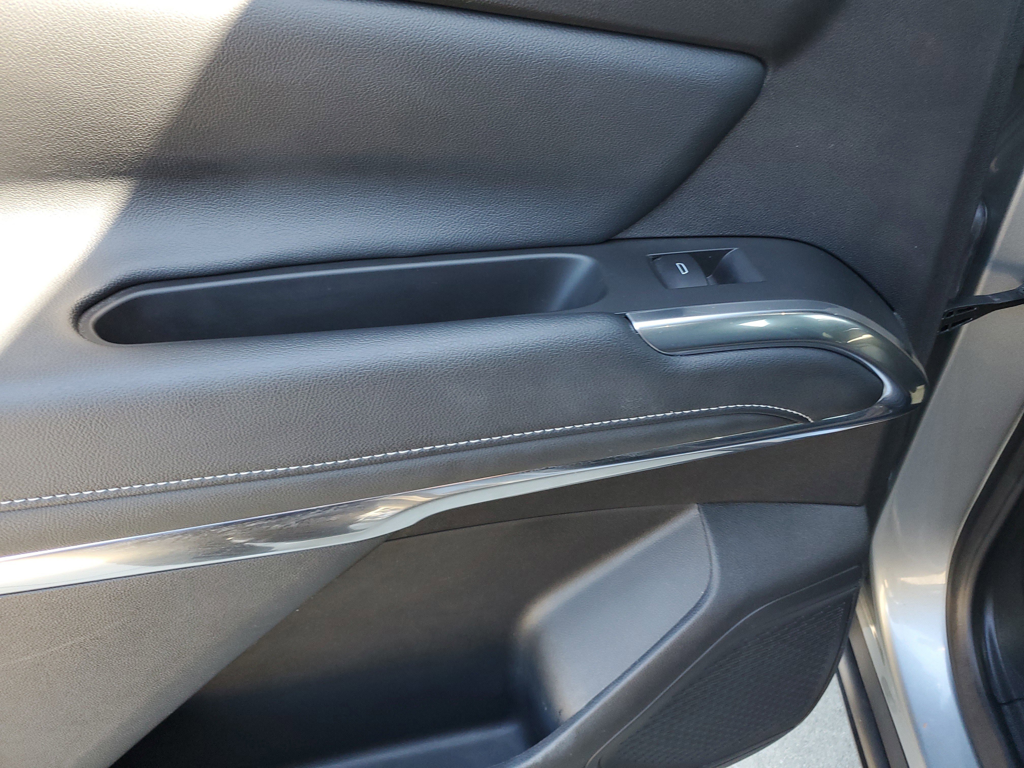 Used 2025 Chevrolet Traverse LT image 15