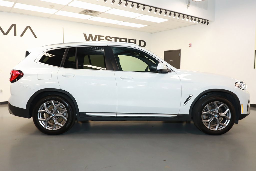 Used 2024 BMW X3 xDrive30i image 8