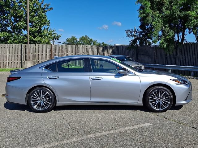 Certified 2024 Lexus ES 350 w/ Premium Package FWD image 7