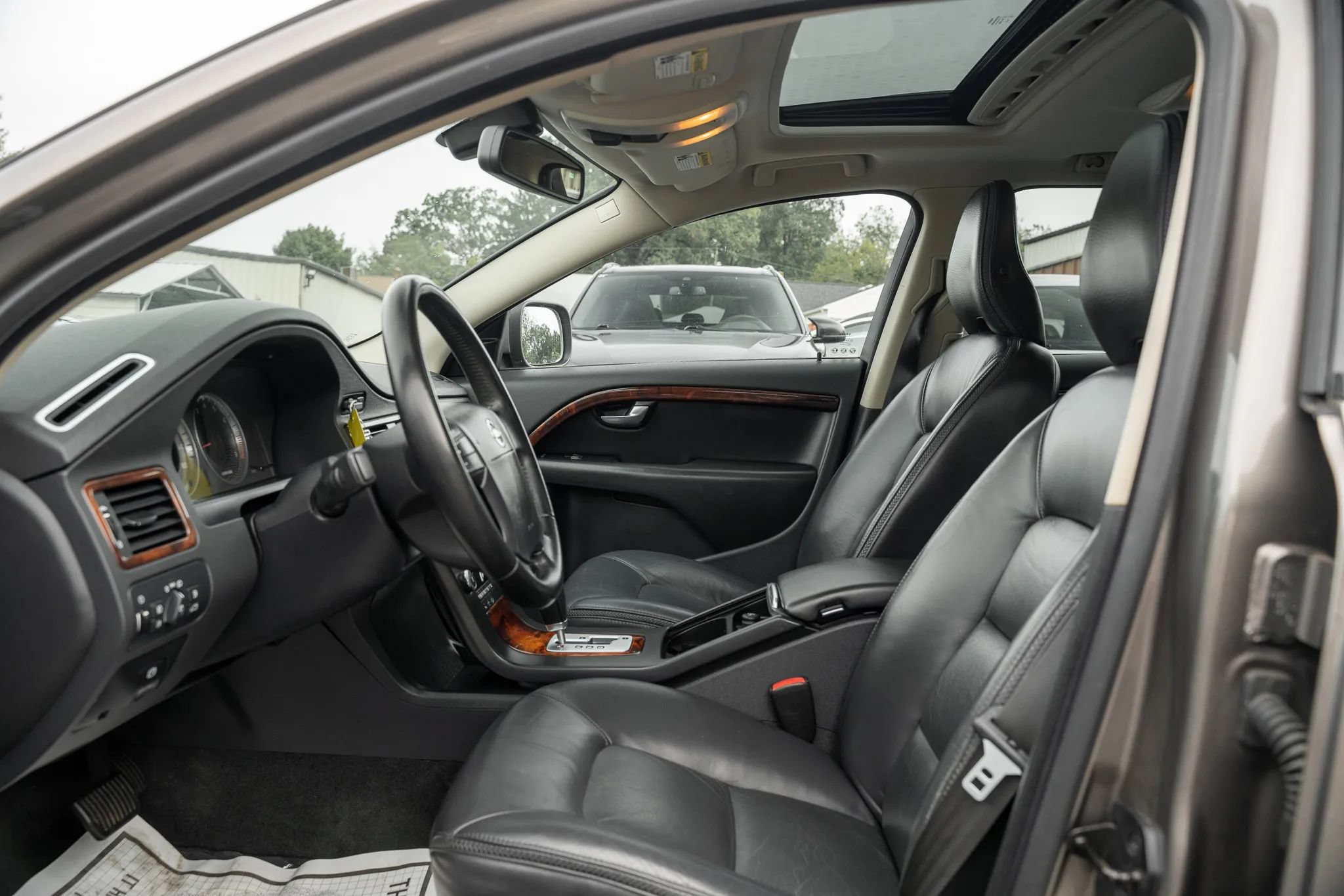 Used 2009 Volvo XC70 T6 AWD/4WD image 7