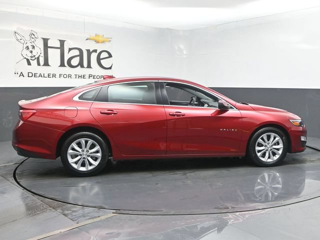Used 2025 Chevrolet Malibu LT FWD image 36
