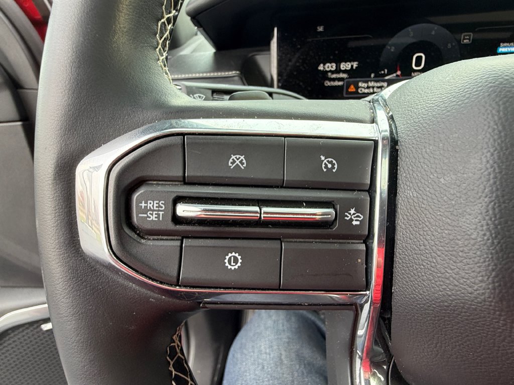 Used 2025 GMC Acadia Denali w/ LPO, Floor Liner Package AWD/4WD image 15