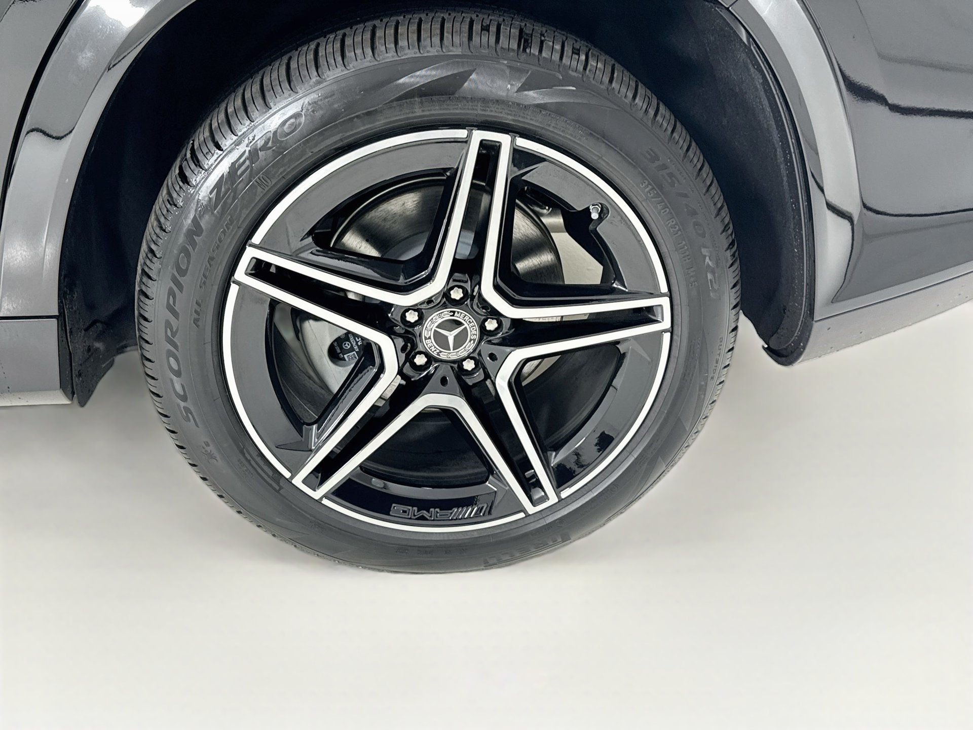 New 2027 Mercedes-Benz GLS 450 4MATIC image 35