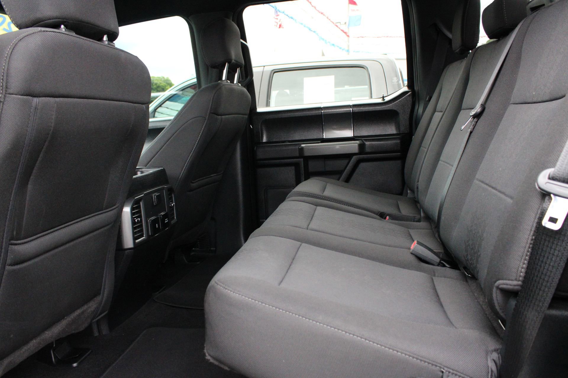 Used 2020 Ford F150 XLT w/ Equipment Group 302A Luxury AWD/4WD image 21