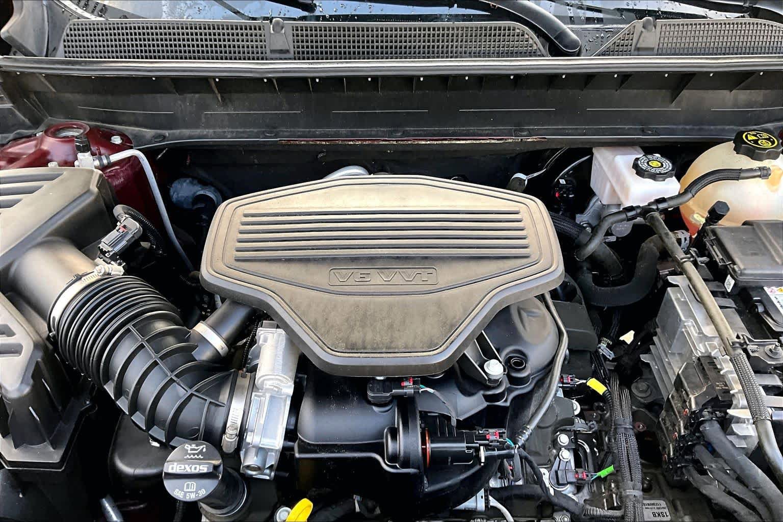 Used 2023 GMC Acadia AT4 w/ Technology Package image 32