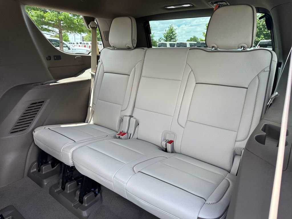 New 2026 GMC Yukon Denali w/ Denali Reserve Package AWD/4WD image 41