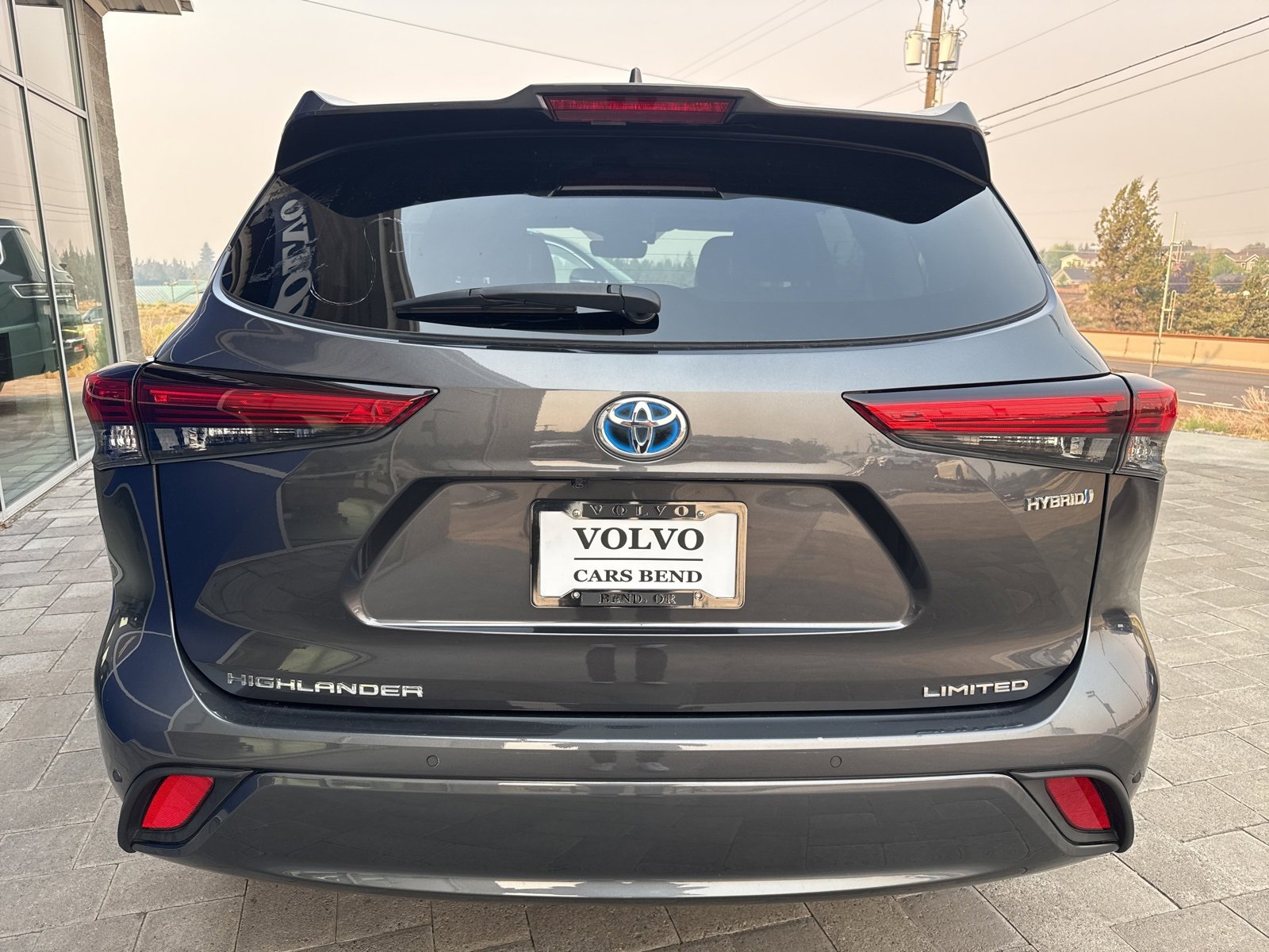 Used 2021 Toyota Highlander Limited image 6