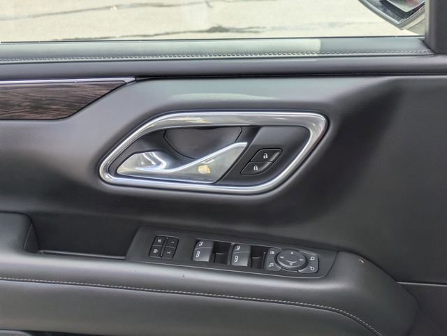 Used 2021 Chevrolet Tahoe Z71 w/ Z71 Signature Package image 12