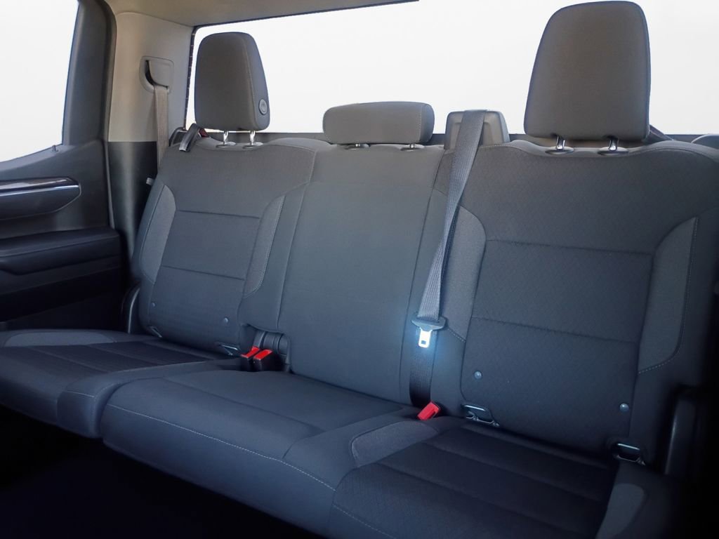 Used 2025 Chevrolet Silverado 1500 LT RWD image 22