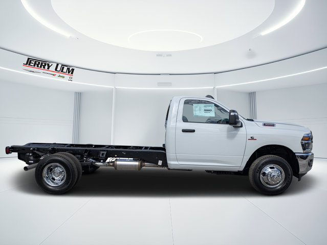 New 2026 RAM 3500 Tradesman w/ Chrome Appearance Group A AWD/4WD image 2