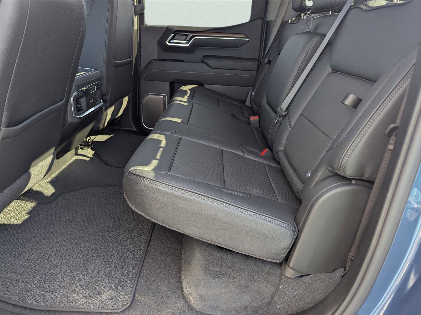 New 2026 GMC Sierra 1500 Denali AWD/4WD image 17