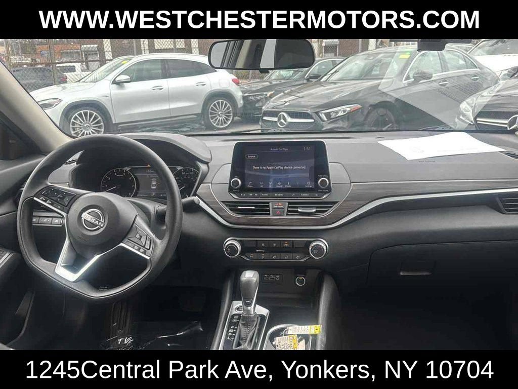 Used 2024 Nissan Altima 2.5 SV FWD image 20