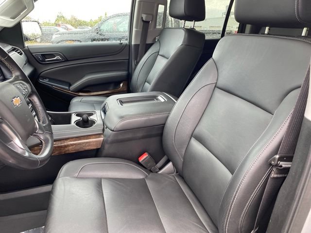Used 2020 Chevrolet Suburban LT AWD/4WD image 16