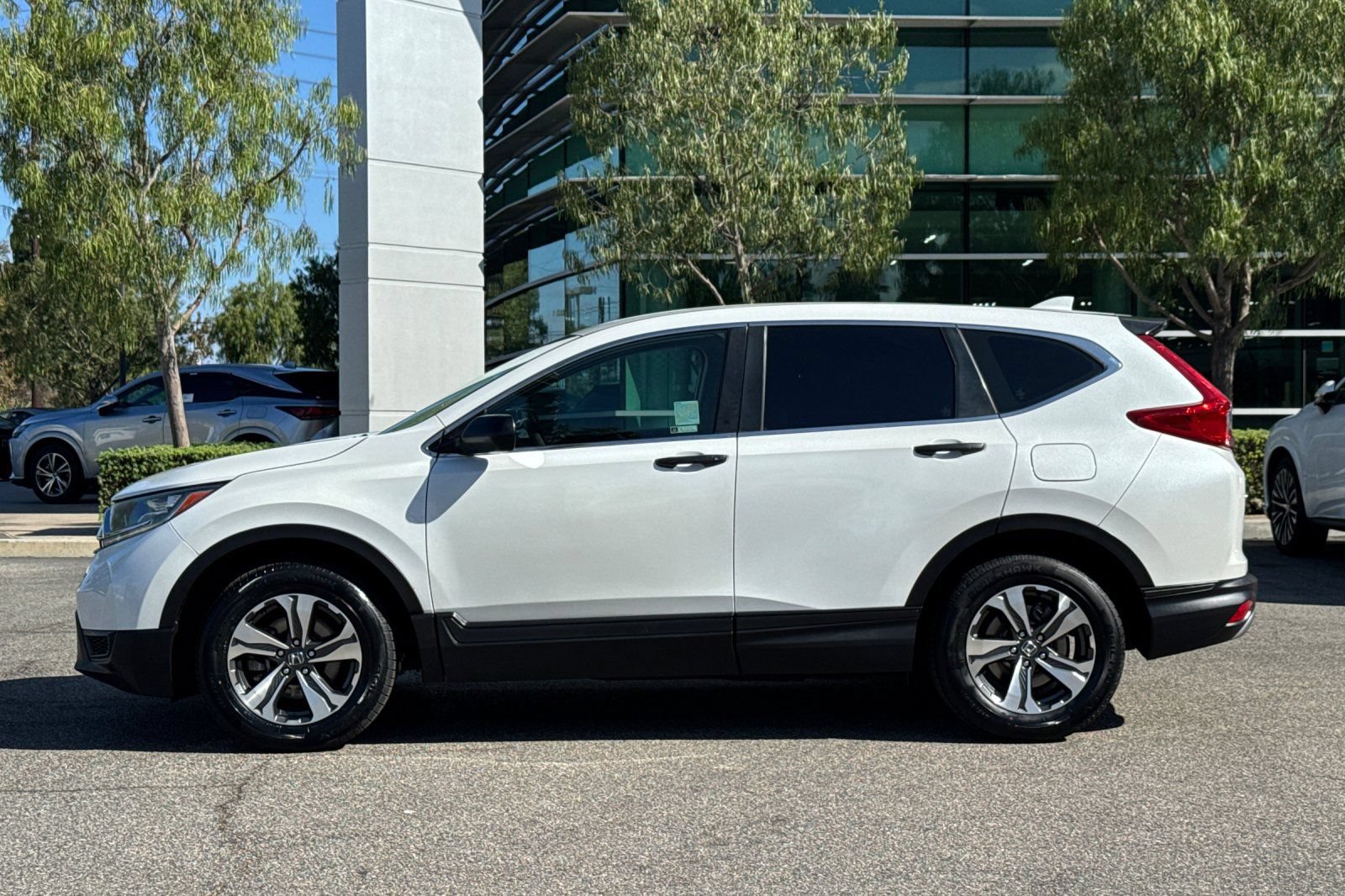 Certified 2019 Honda CR-V LX image 7