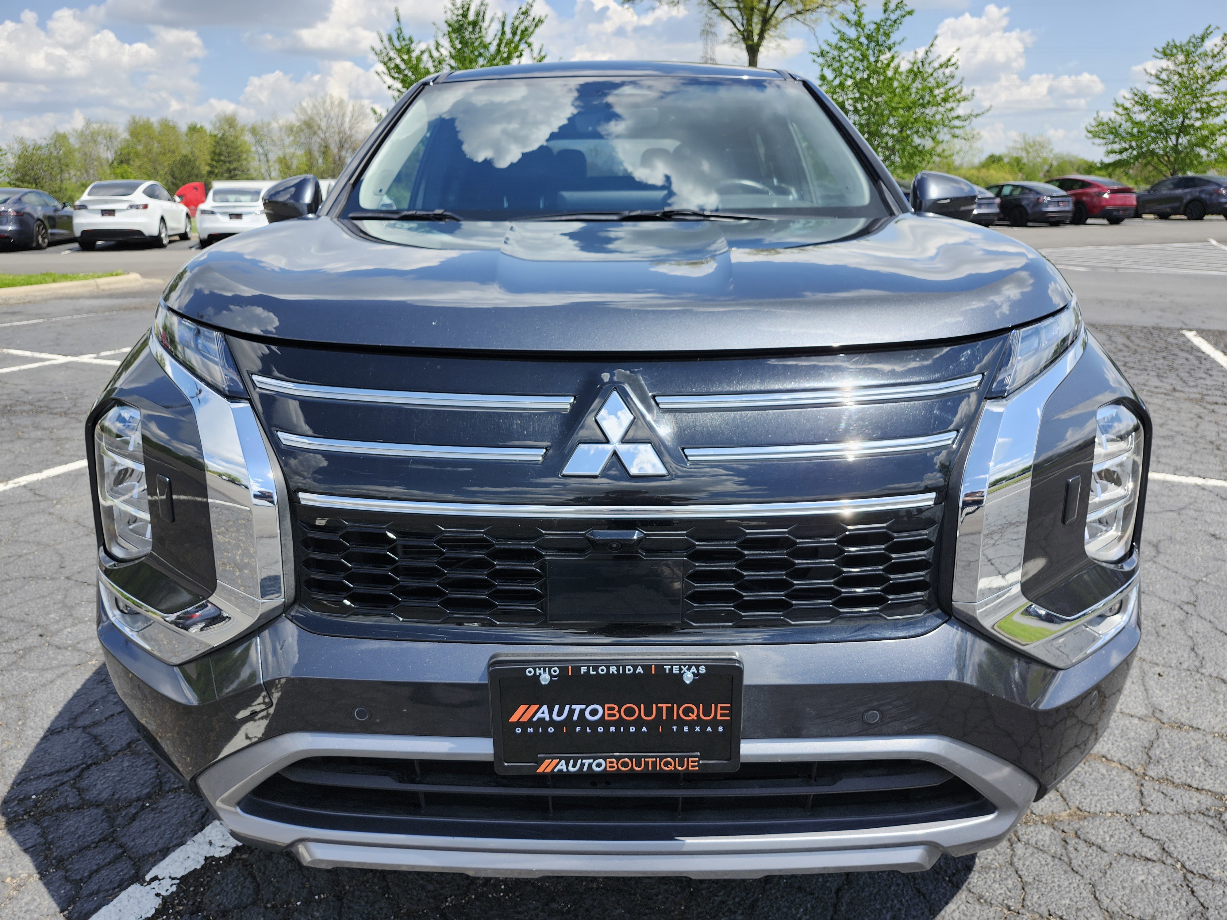 Used 2025 Mitsubishi Outlander SE AWD/4WD image 14