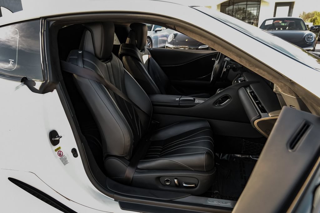 Used 2018 Lexus LC 500 Coupe w/ Touring Package RWD image 41