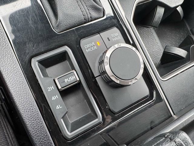 Used 2022 Toyota Tundra SR5 w/ SR5 Convenience Package image 15