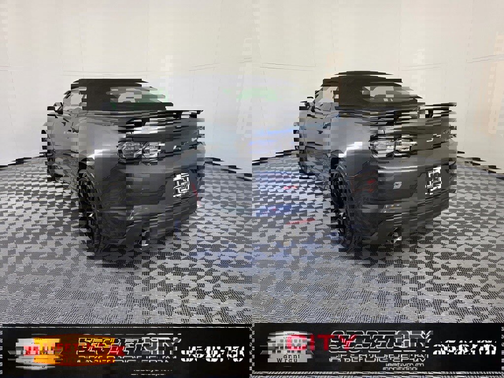 Used 2023 Chevrolet Camaro LT w/ RS Package image 5