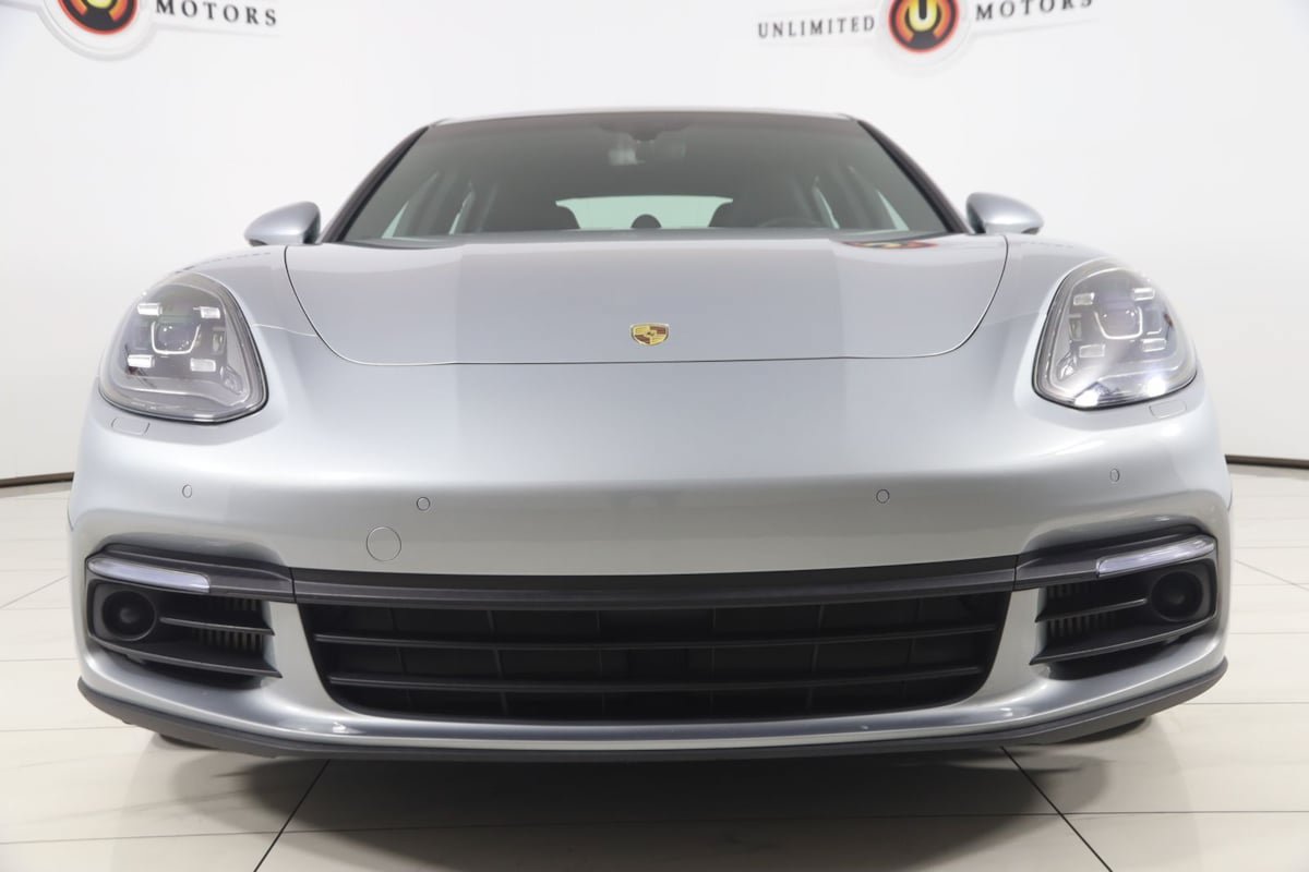 Used 2018 Porsche Panamera 4 AWD/4WD image 6